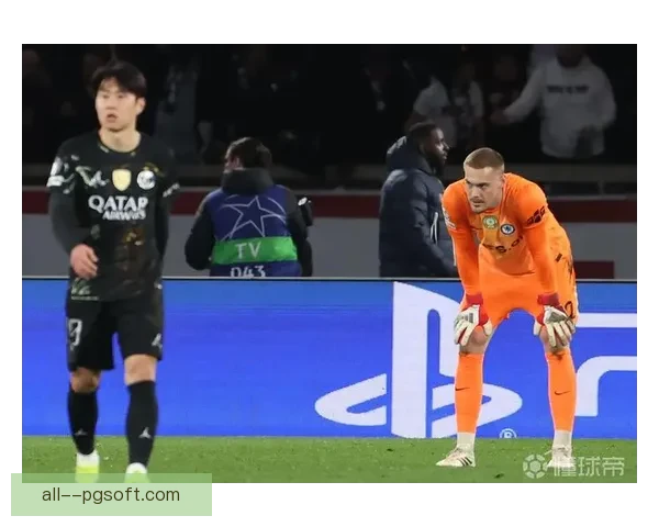 格伊欧洲杯顶替落选马奎尔坐稳英格兰后防核心一战成名震动足坛再