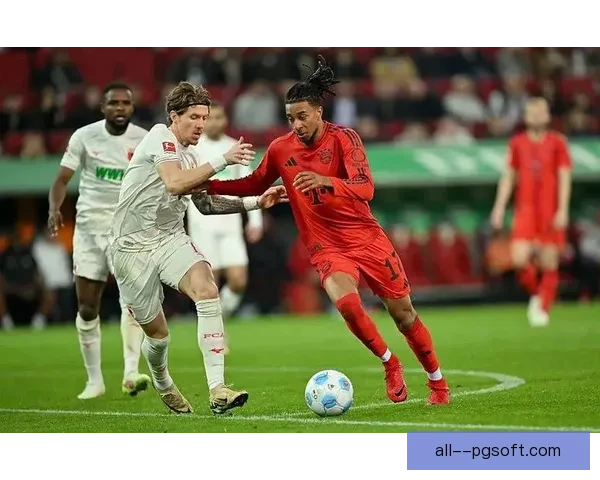 穆西亚拉全面能力爆发远射头球攻防兼备惊艳全场